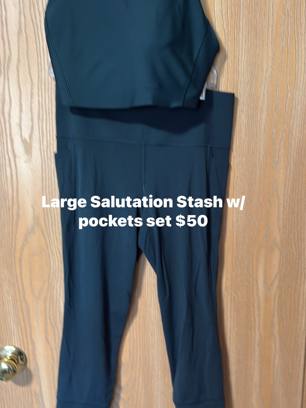 Athleta Salutation Stash Crop Leggings and bra set  - Green